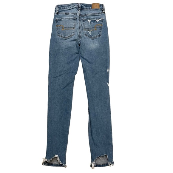 American Eagle Distressed Super Hi-Rise Jegging Jeans. Size 2 - Picture 2 of 7